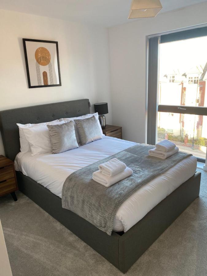 Icona - Luxury 2 Bed Penthouse Apartment York Buitenkant foto